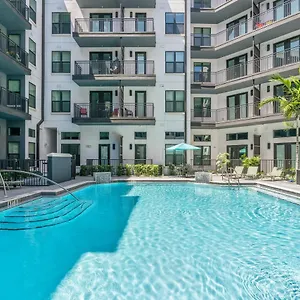 Perfect Getaway Llc Apartment Tampa